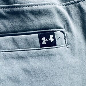 Men’s under armour golf shorts